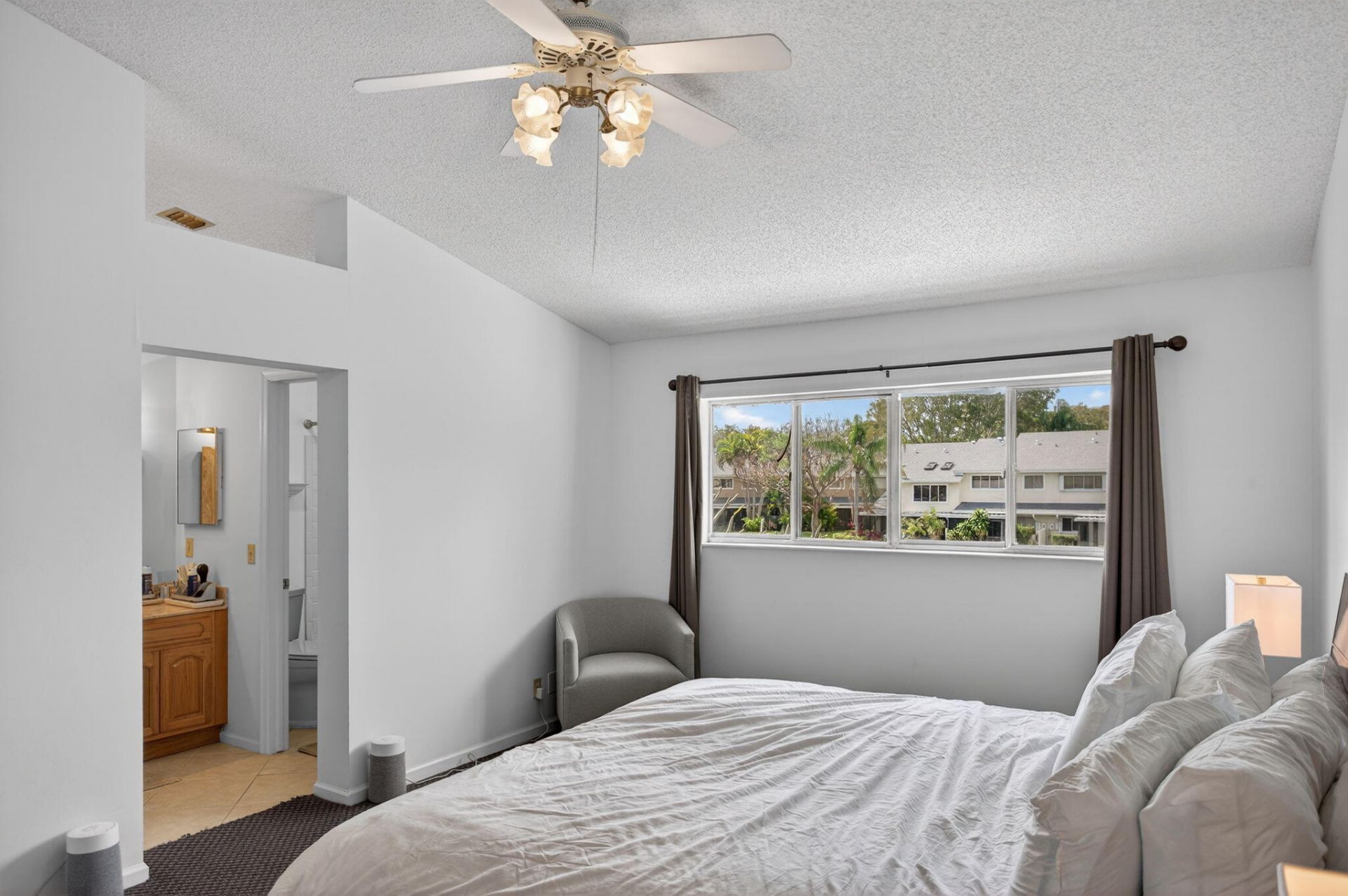 2274 Discovery Circle W, Unit 2274, Deerfield Beach, FL 33442 Photo