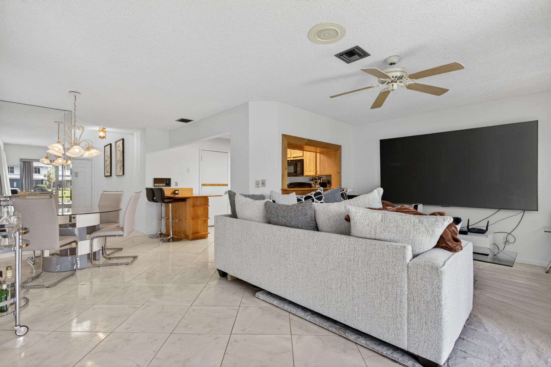 2274 Discovery Circle W, Unit 2274, Deerfield Beach, FL 33442 Photo