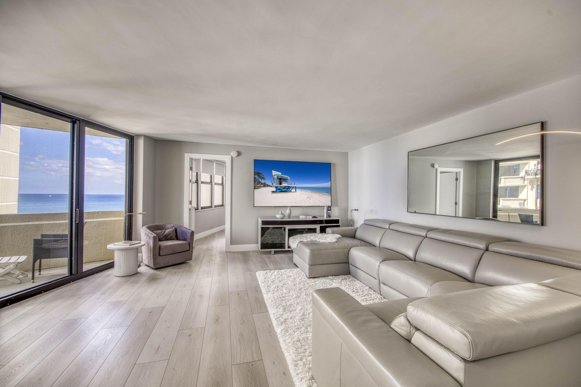 2800 N Ocean Drive, Unit B-15d, Singer Island, FL 33404 Photo