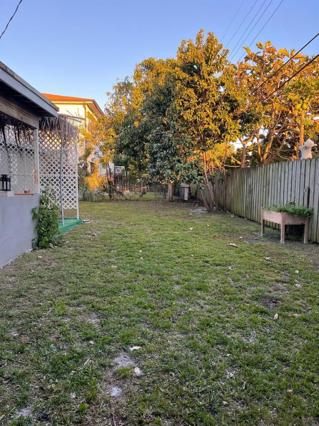 850 NE 173rd Terrace, Miami, FL 33162 Photo