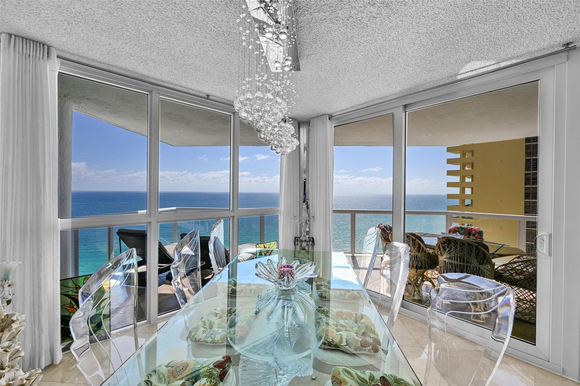 16425 Collins Avenue, Unit 2011, Sunny Isles Beach, FL 33160 Photo
