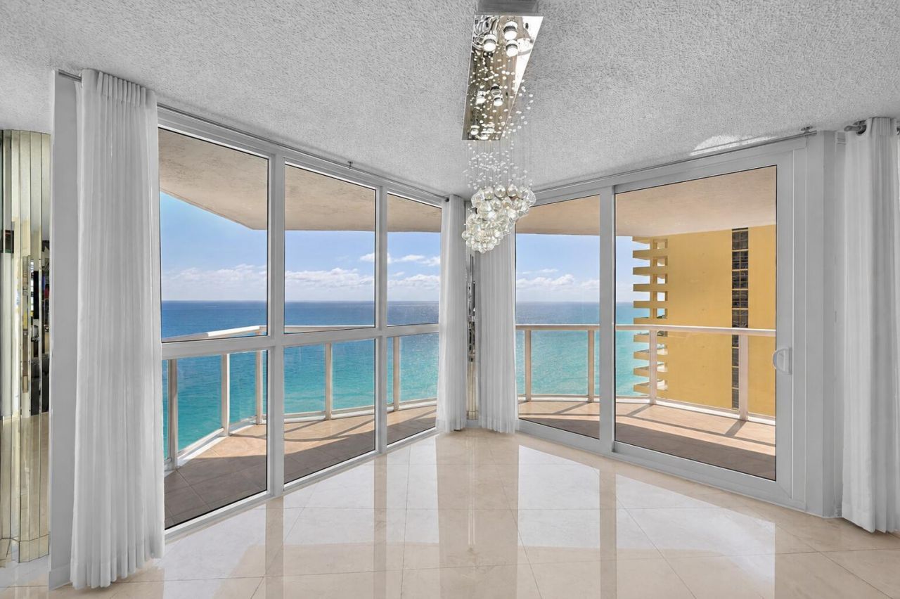 16425 Collins Avenue, Unit 2011, Sunny Isles Beach, FL 33160 Photo
