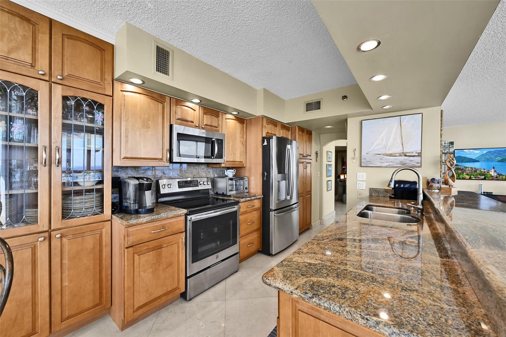 16425 Collins Avenue, Unit 2011, Sunny Isles Beach, FL 33160 Photo