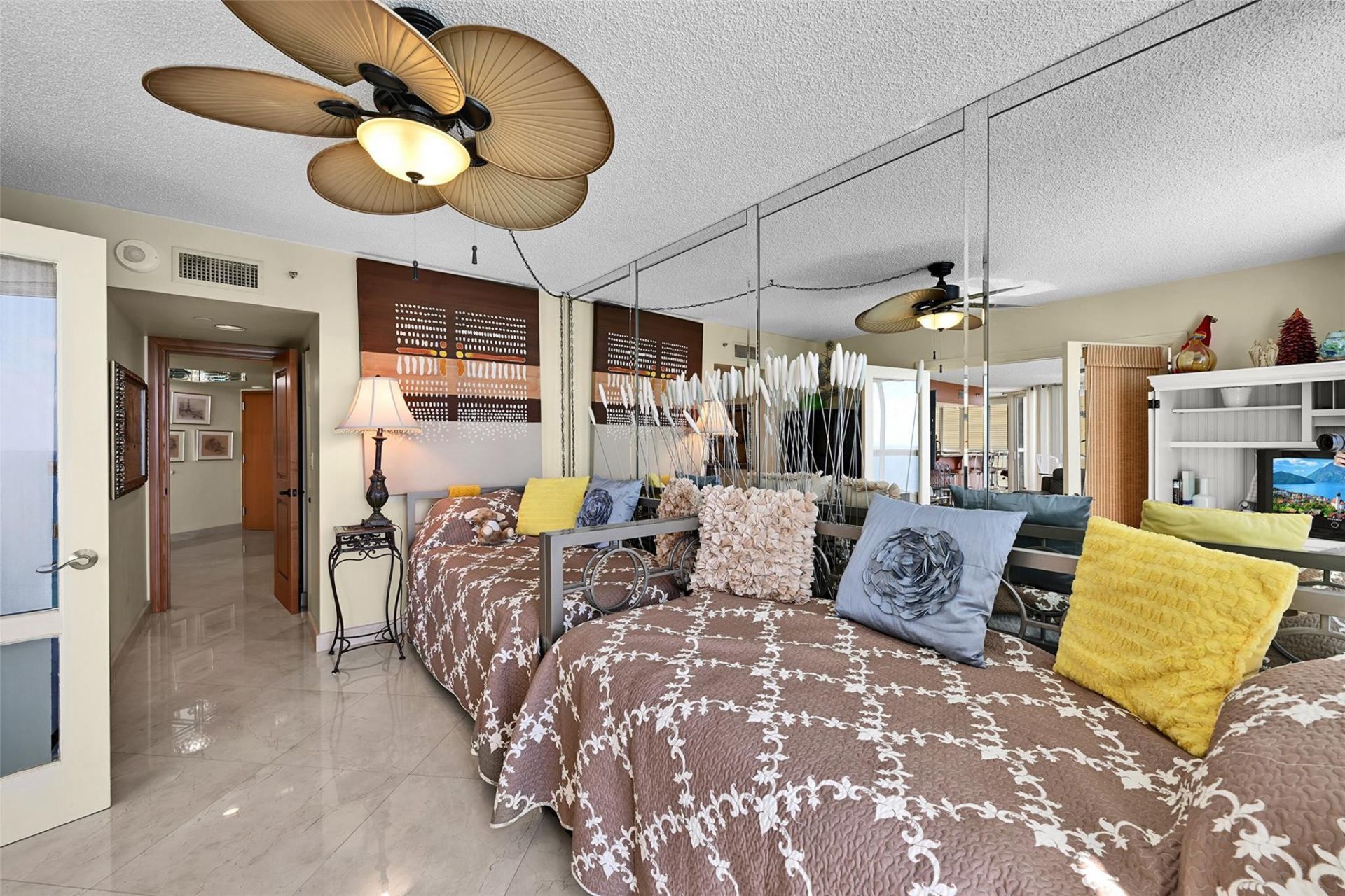 16425 Collins Avenue, Unit 2011, Sunny Isles Beach, FL 33160 Photo