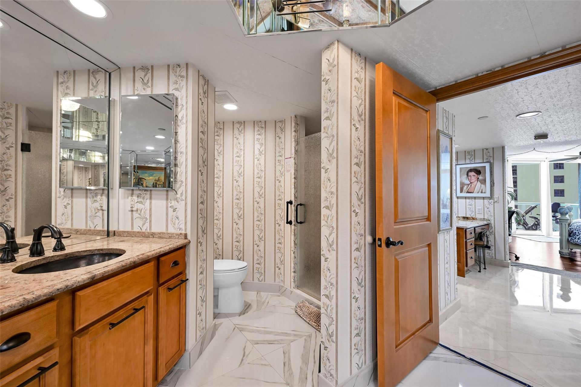 16425 Collins Avenue, Unit 2011, Sunny Isles Beach, FL 33160 Photo