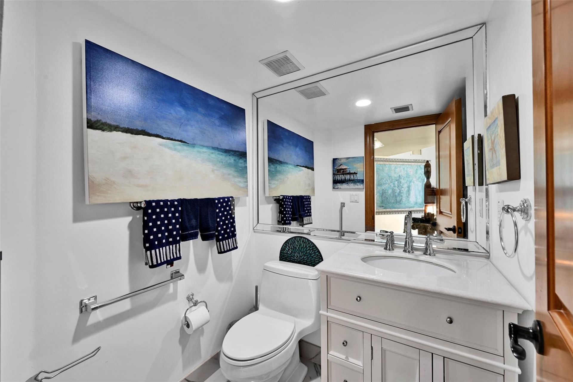 16425 Collins Avenue, Unit 2011, Sunny Isles Beach, FL 33160 Photo