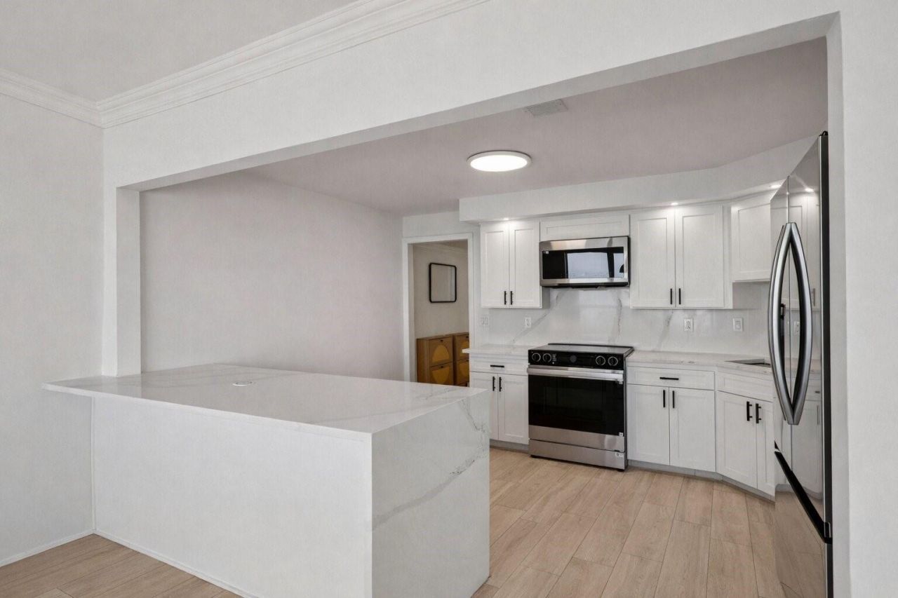 111 N Pompano Beach Blvd, Unit 1801, Pompano Beach, FL 33062 Photo