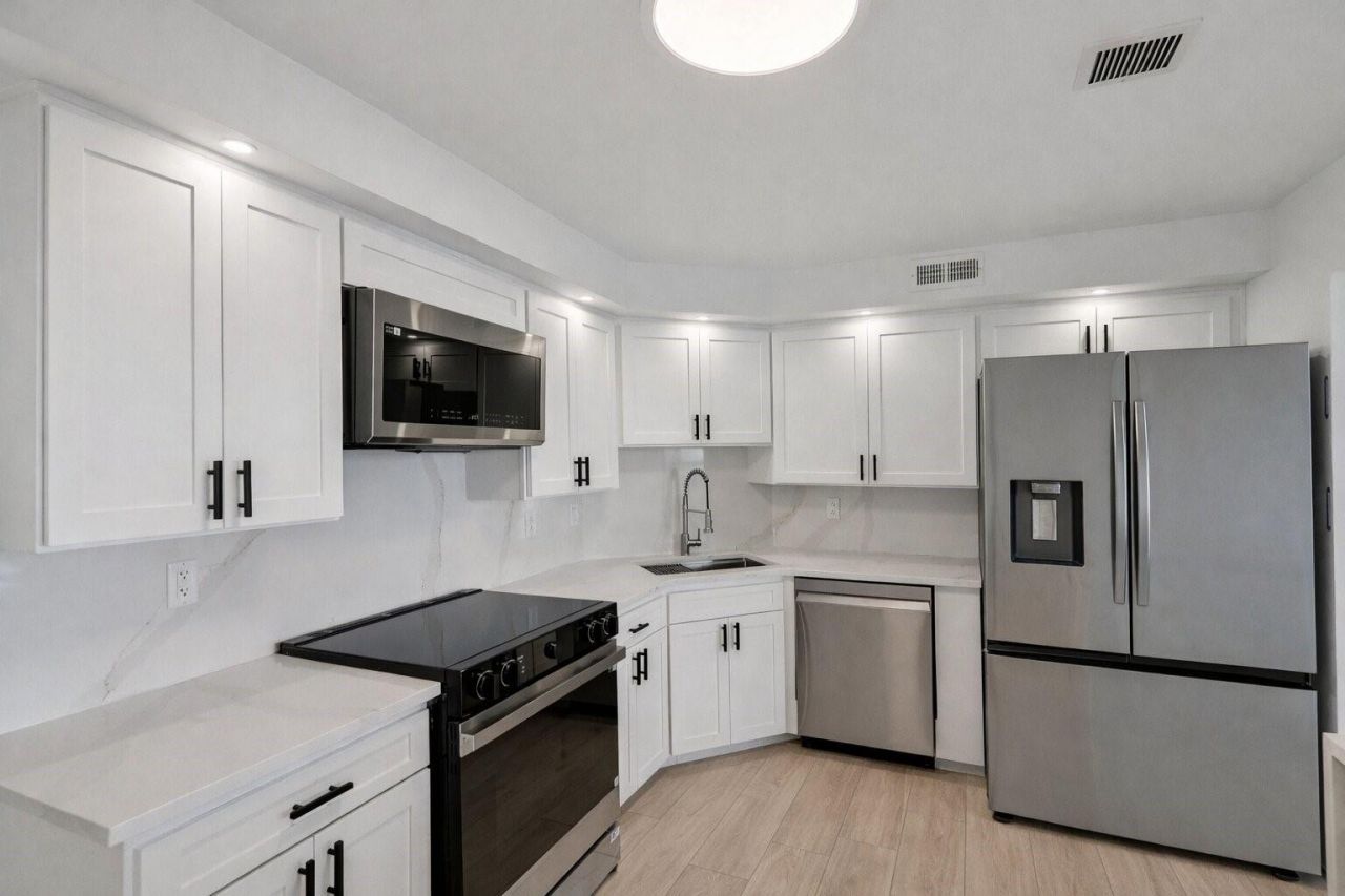 111 N Pompano Beach Blvd, Unit 1801, Pompano Beach, FL 33062 Photo