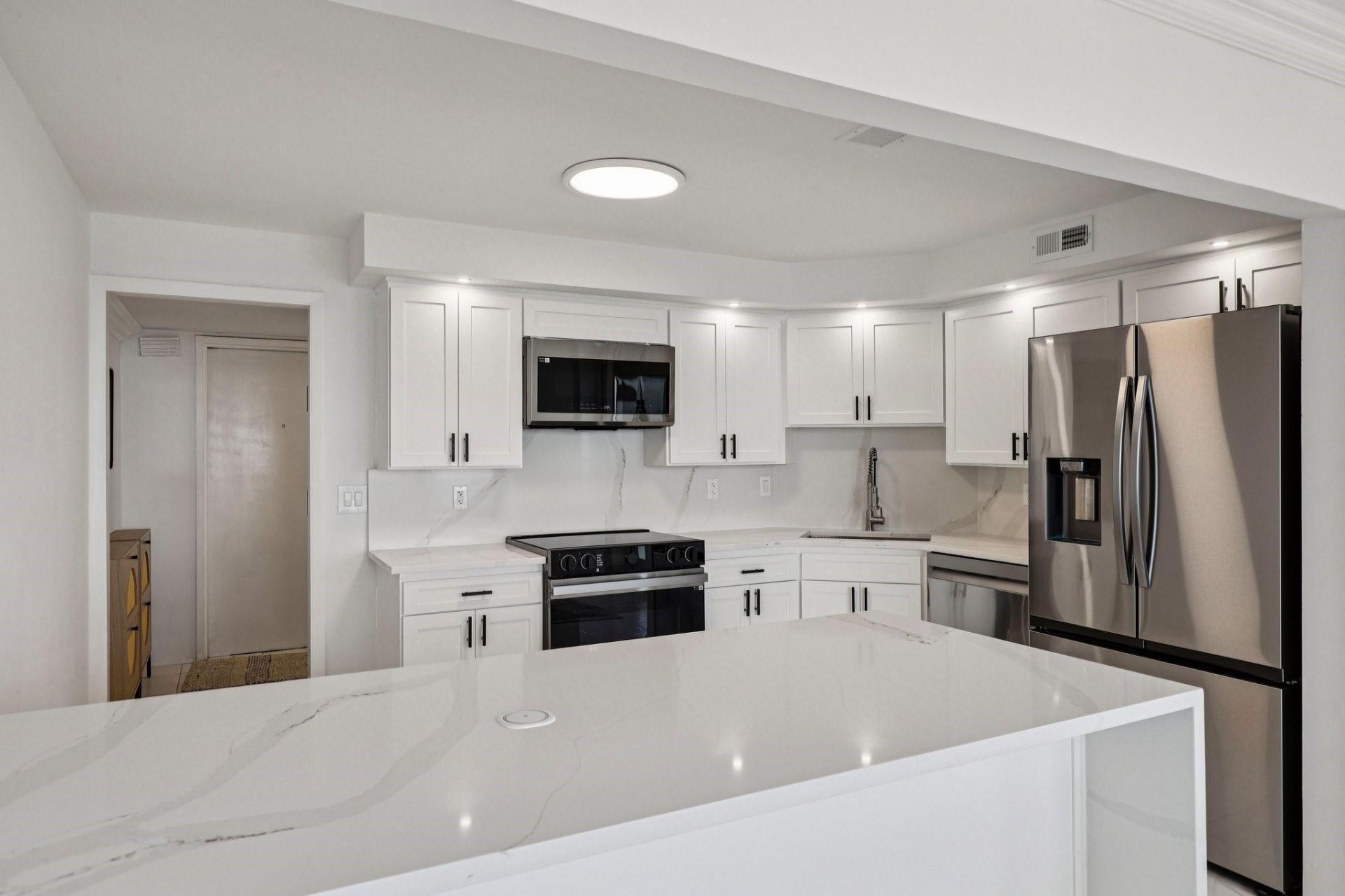 111 N Pompano Beach Blvd, Unit 1801, Pompano Beach, FL 33062 Photo