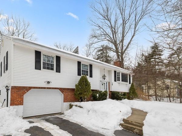 39 Laurelwood Road, Rutland, MA 01543