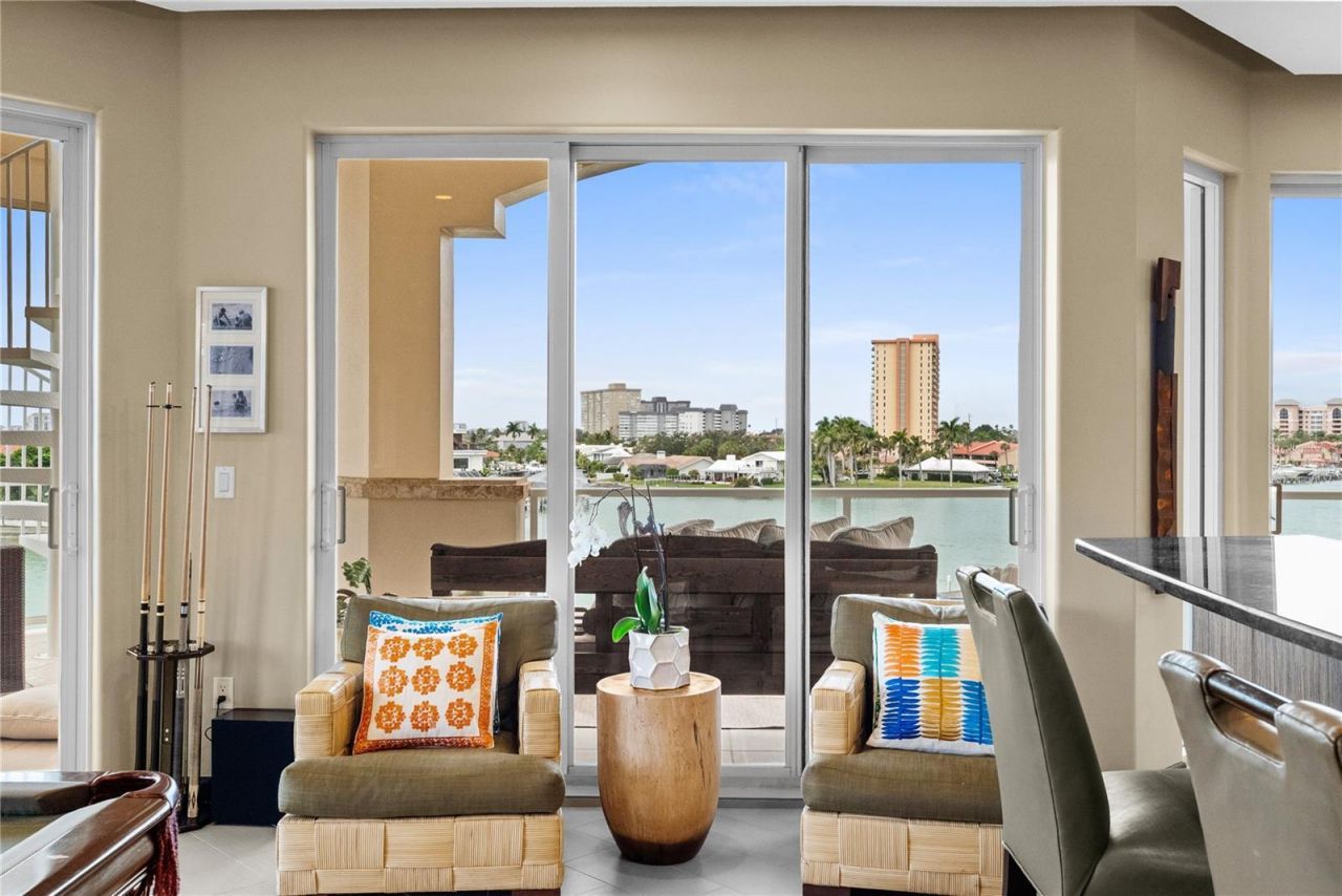 40 Bayview Court S, Unit 3, Saint Petersburg, FL 33711 Photo