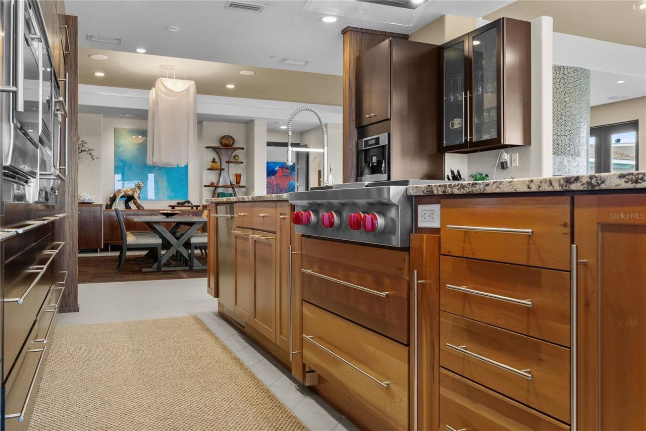 40 Bayview Court S, Unit 3, Saint Petersburg, FL 33711 Photo