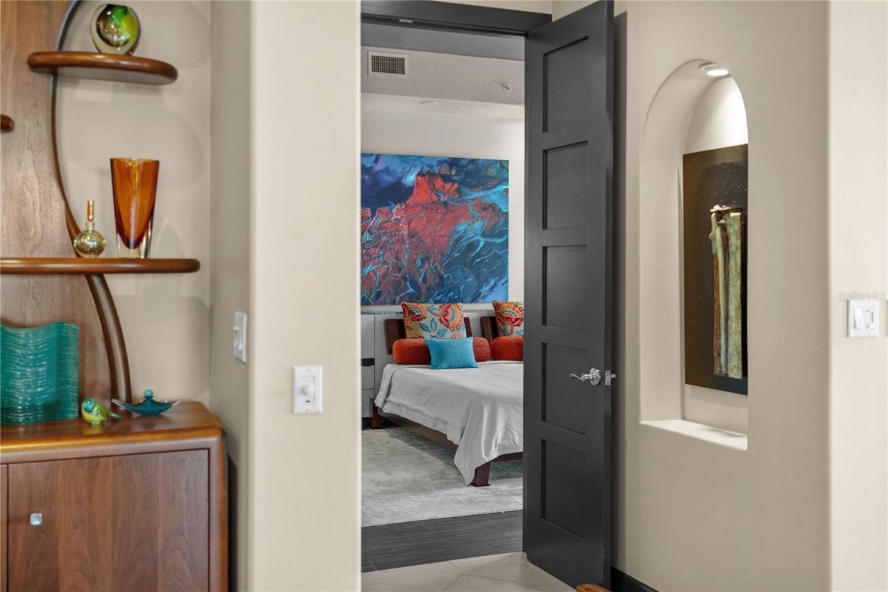 40 Bayview Court S, Unit 3, Saint Petersburg, FL 33711 Photo