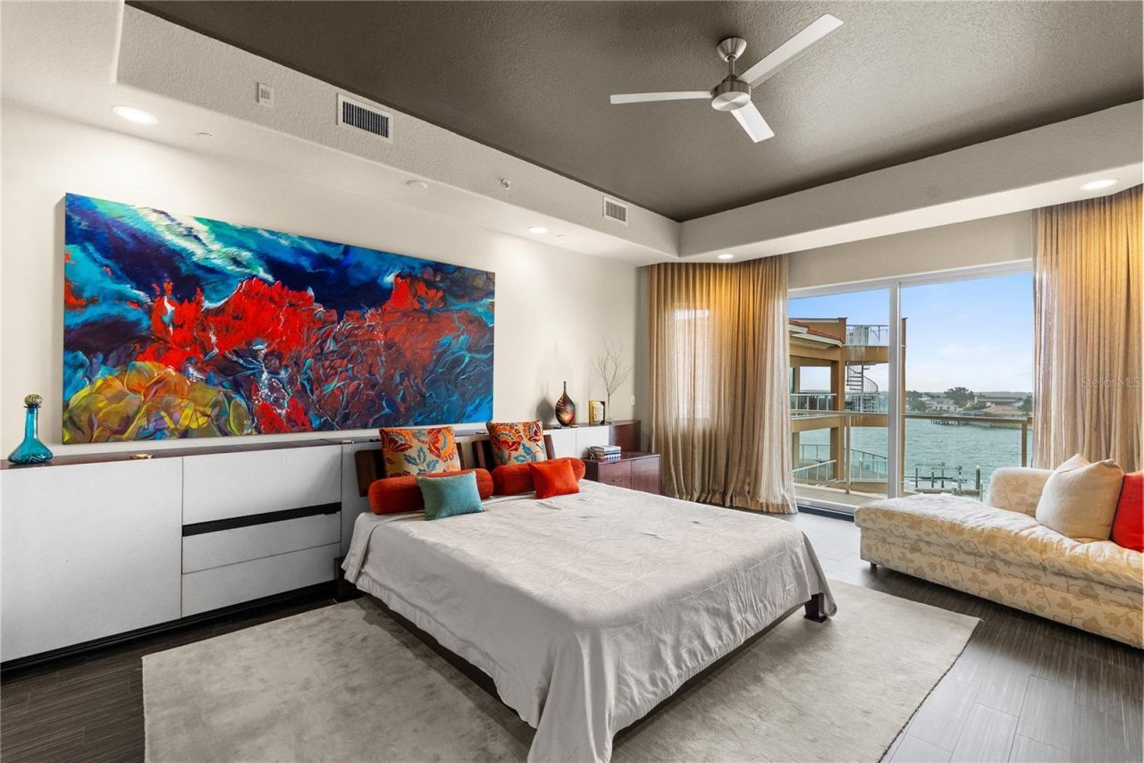 40 Bayview Court S, Unit 3, Saint Petersburg, FL 33711 Photo