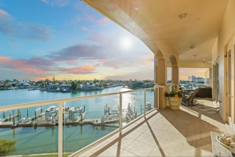 40 Bayview Court S, Unit 3, Saint Petersburg, FL 33711 Photo