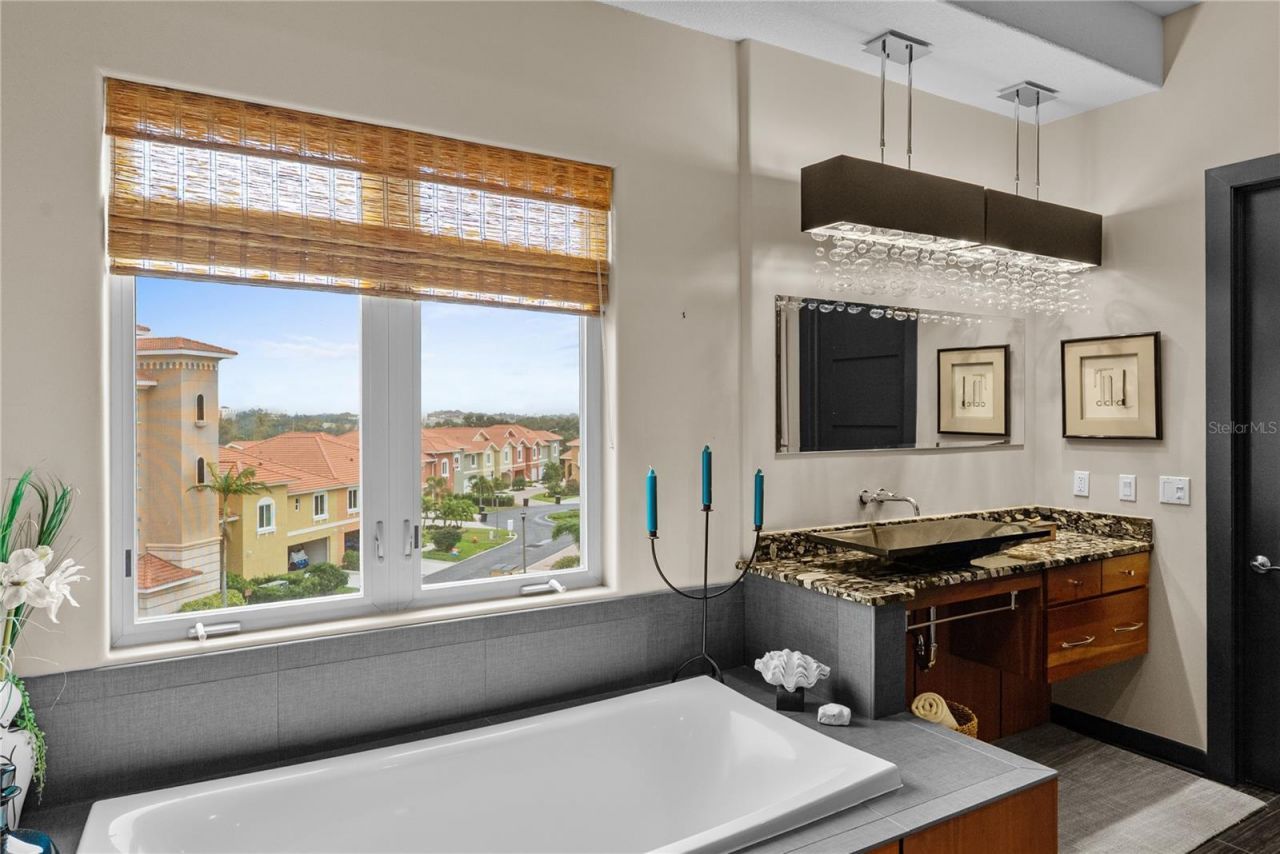 40 Bayview Court S, Unit 3, Saint Petersburg, FL 33711 Photo