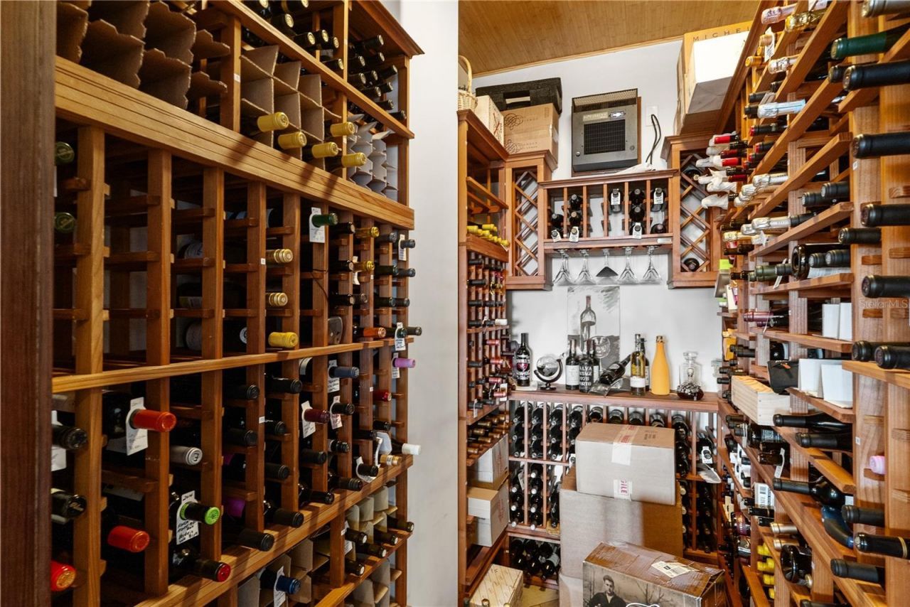 40 Bayview Court S, Unit 3, Saint Petersburg, FL 33711 Photo