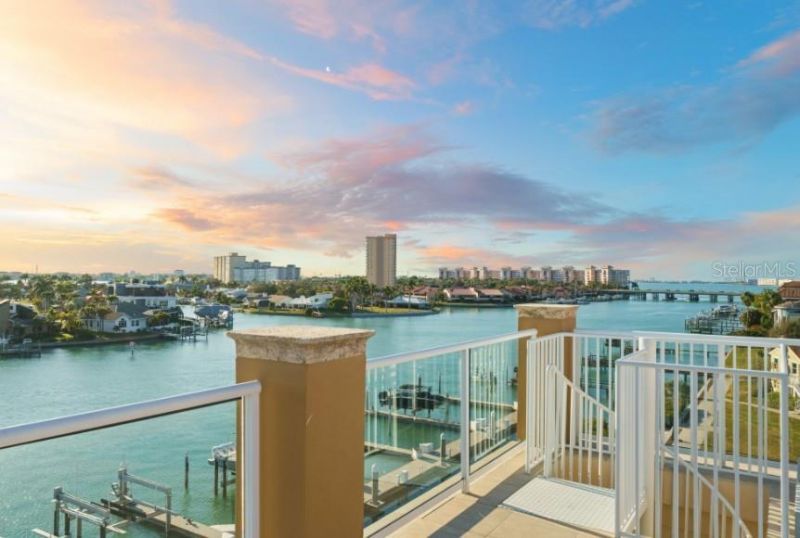 40 Bayview Court S, Unit 3, Saint Petersburg, FL 33711 Photo