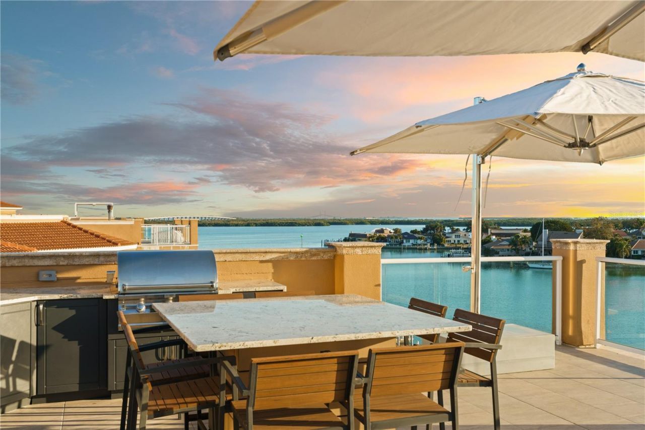 40 Bayview Court S, Unit 3, Saint Petersburg, FL 33711 Photo