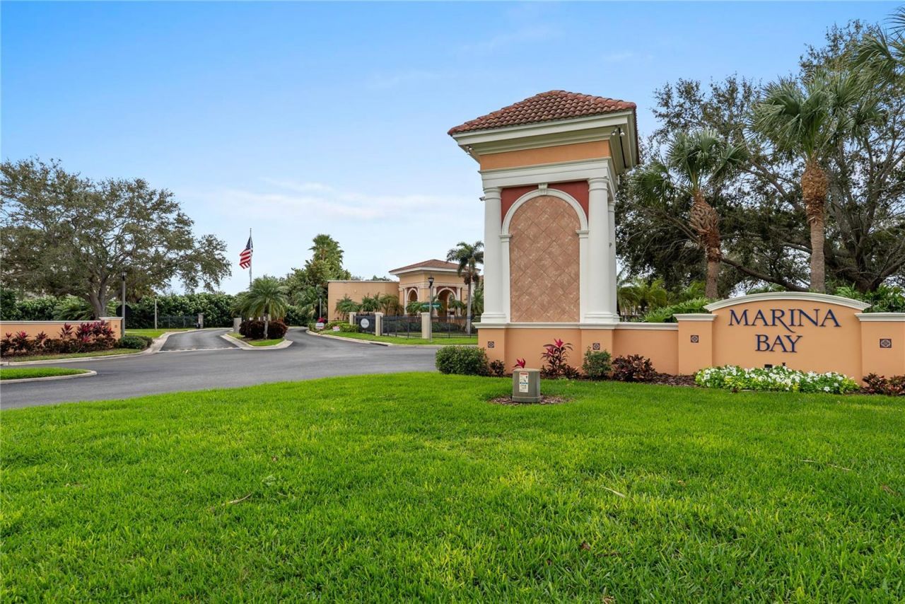 40 Bayview Court S, Unit 3, Saint Petersburg, FL 33711 Photo