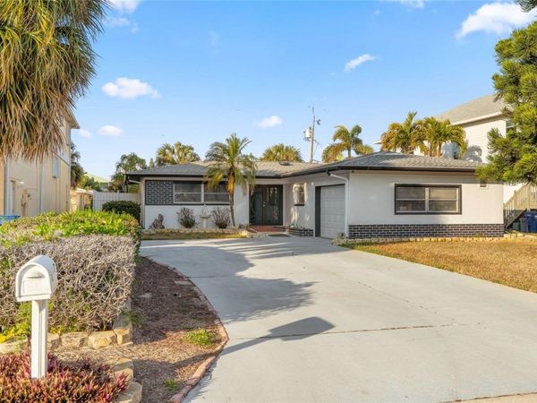 103 8TH STREET, BELLEAIR BEACH, FL 33786