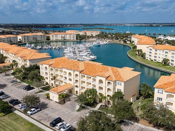 17 Harbour Isle Drive W, Unit 103, Fort Pierce, FL 34949