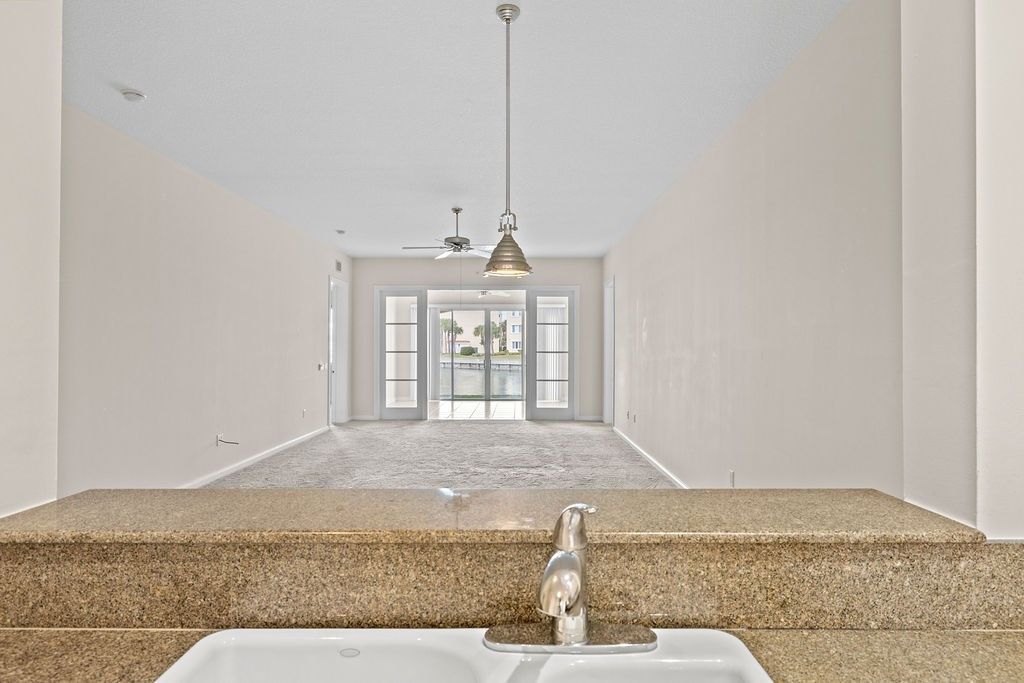 17 Harbour Isle Drive W, Unit 103, Fort Pierce, FL 34949 Photo