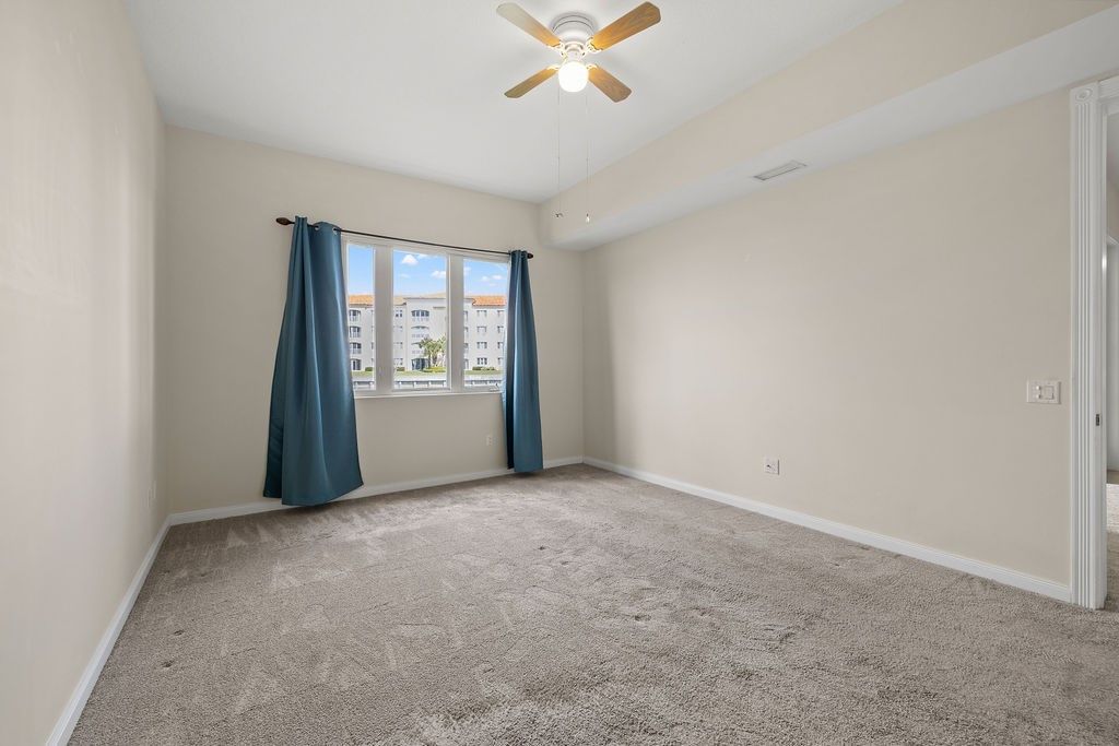 17 Harbour Isle Drive W, Unit 103, Fort Pierce, FL 34949 Photo