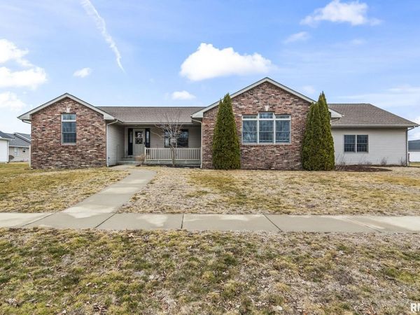 1115 Lost Tree Drive, Sherman, IL 62684