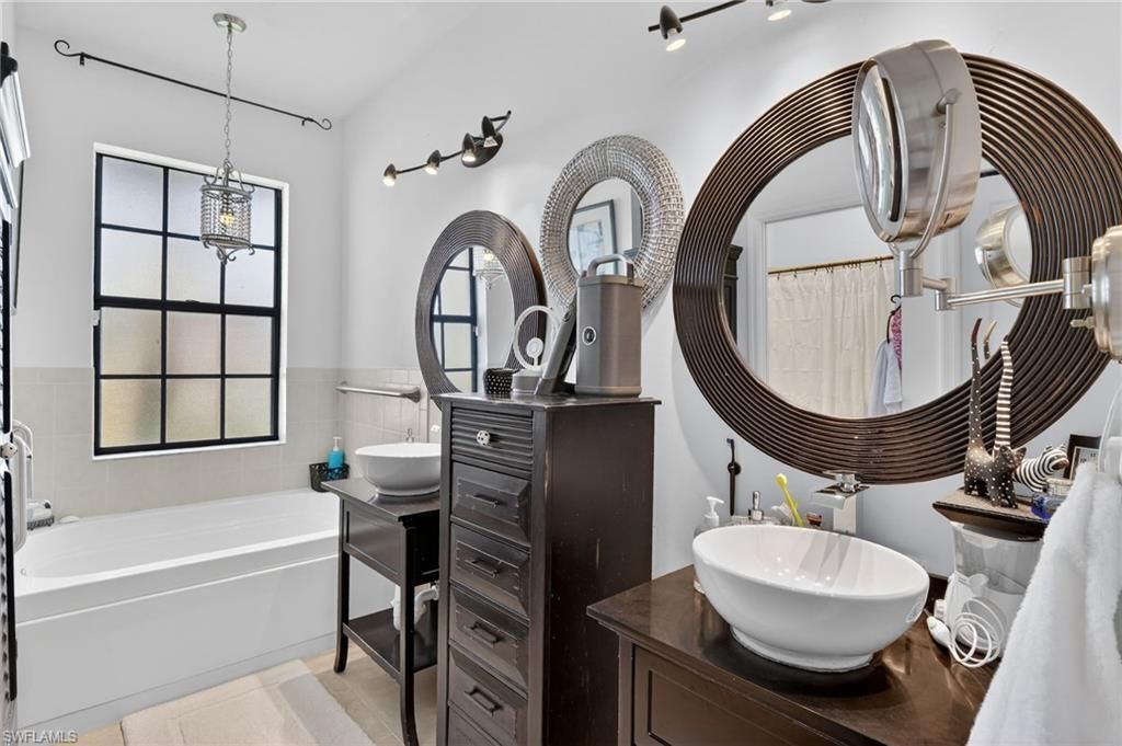 4914 SW 25th Ct, Cape Coral, FL 33914 Photo