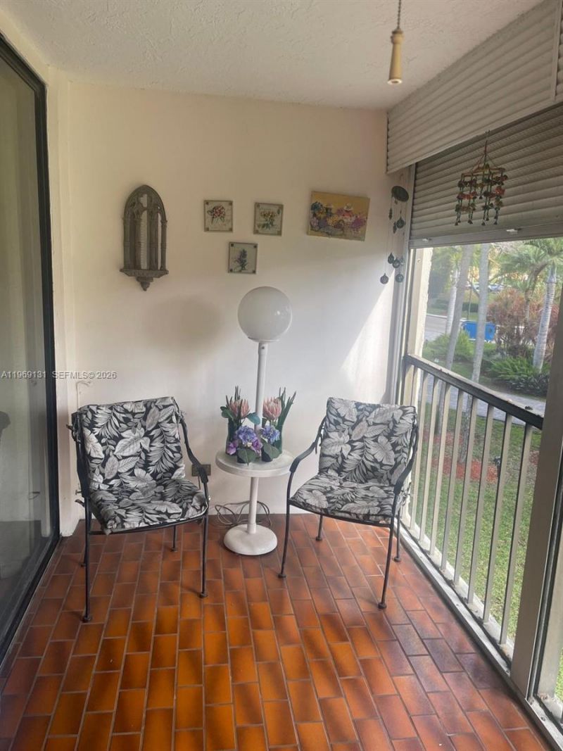 16500 Golf Club Rd , Unit 204, Weston, FL 33326 Photo