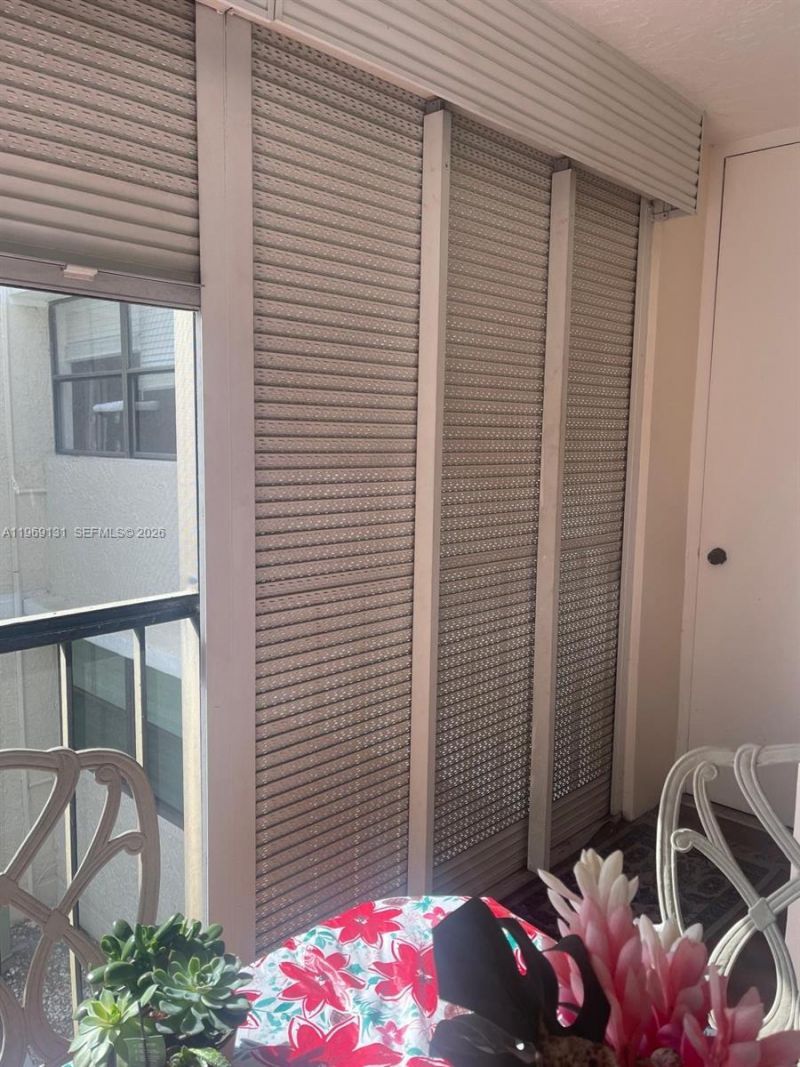 16500 Golf Club Rd , Unit 204, Weston, FL 33326 Photo