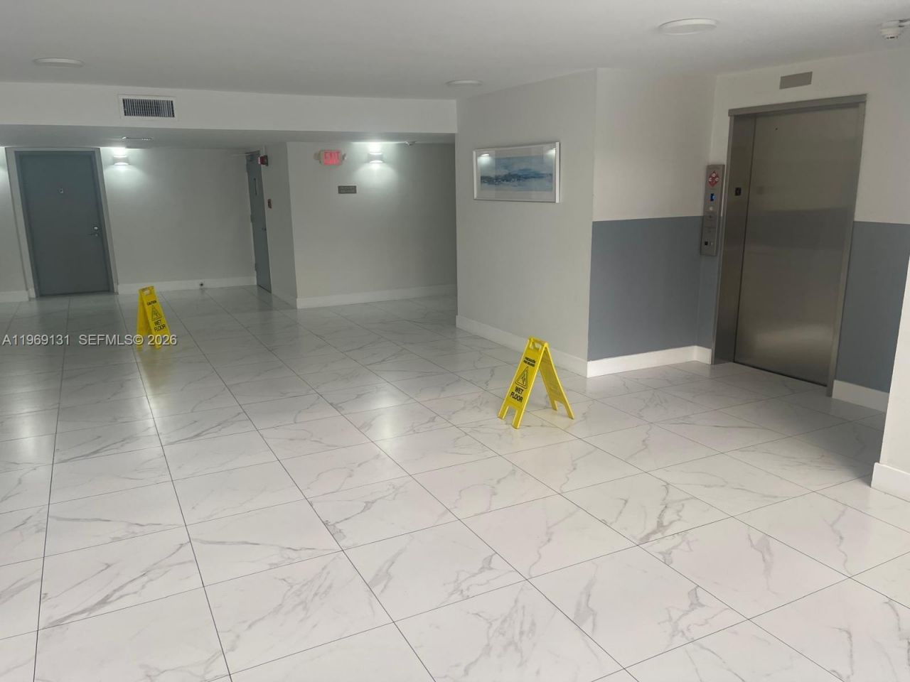 16500 Golf Club Rd , Unit 204, Weston, FL 33326 Photo