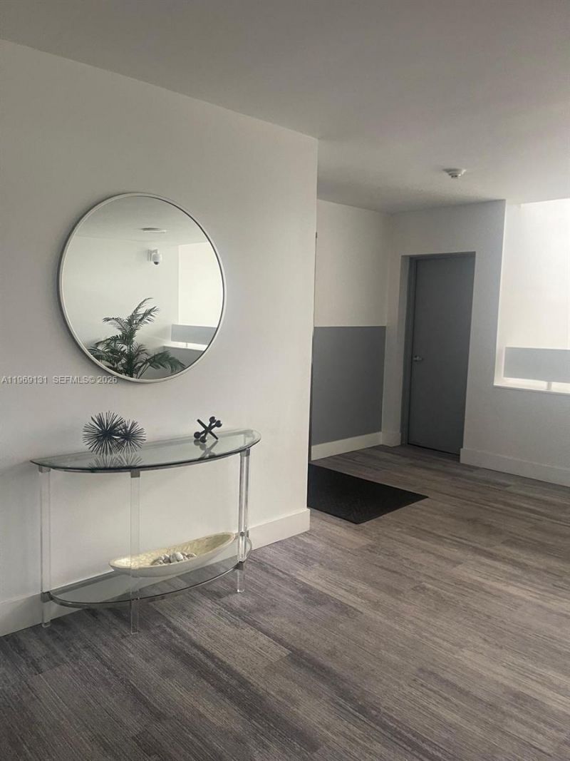 16500 Golf Club Rd , Unit 204, Weston, FL 33326 Photo