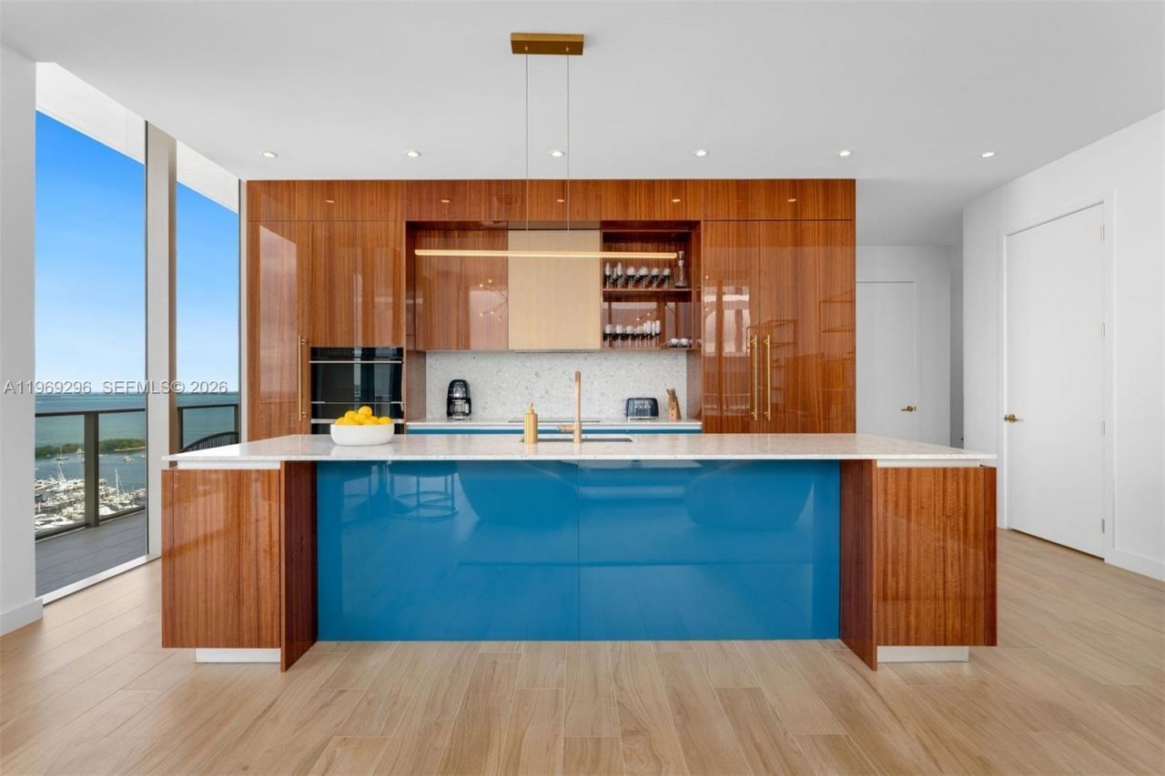 2655 S Bayshore Dr, Unit LPH 2012, Miami, FL 33133 Photo