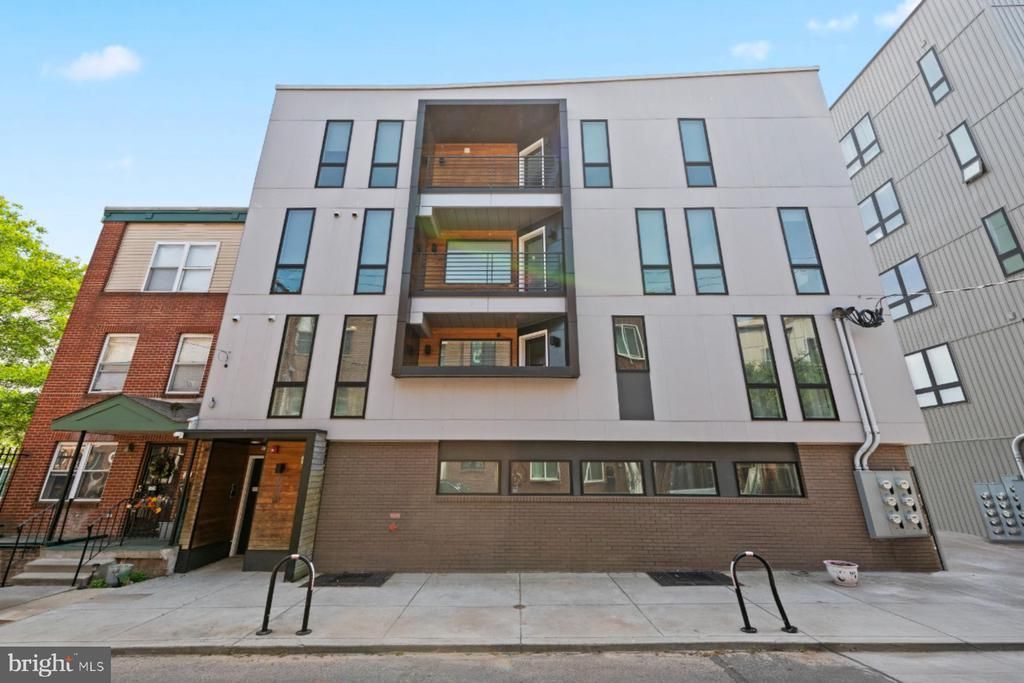 1716 Cambridge Street, Unit 3, Philadelphia, PA 19130 Main Photo
