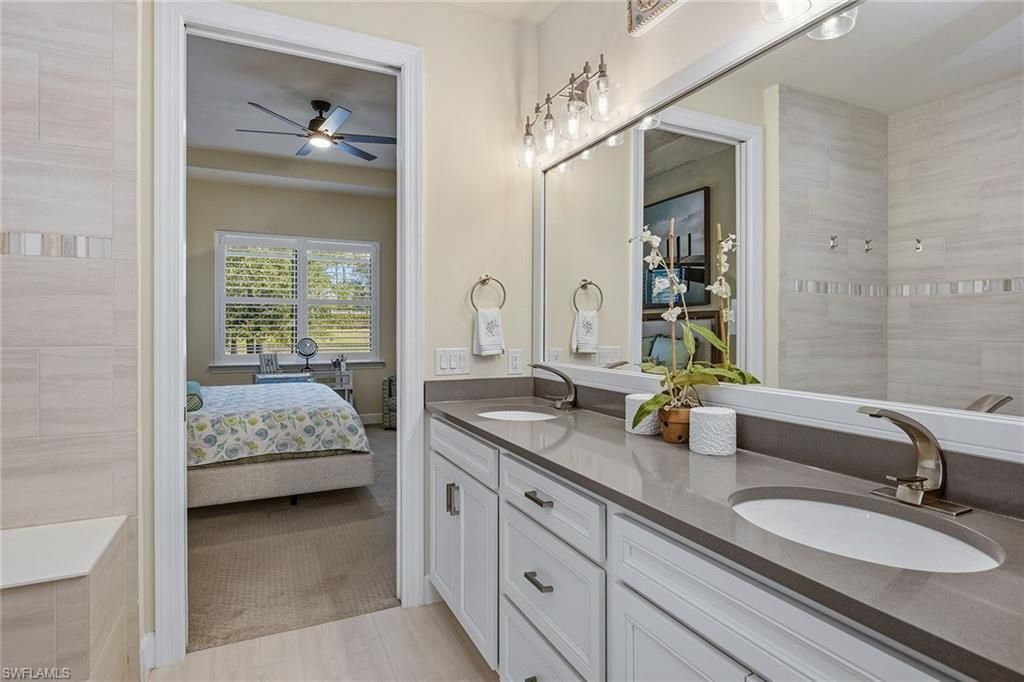 2730 Aviamar Cir, Naples, FL 34114 Photo