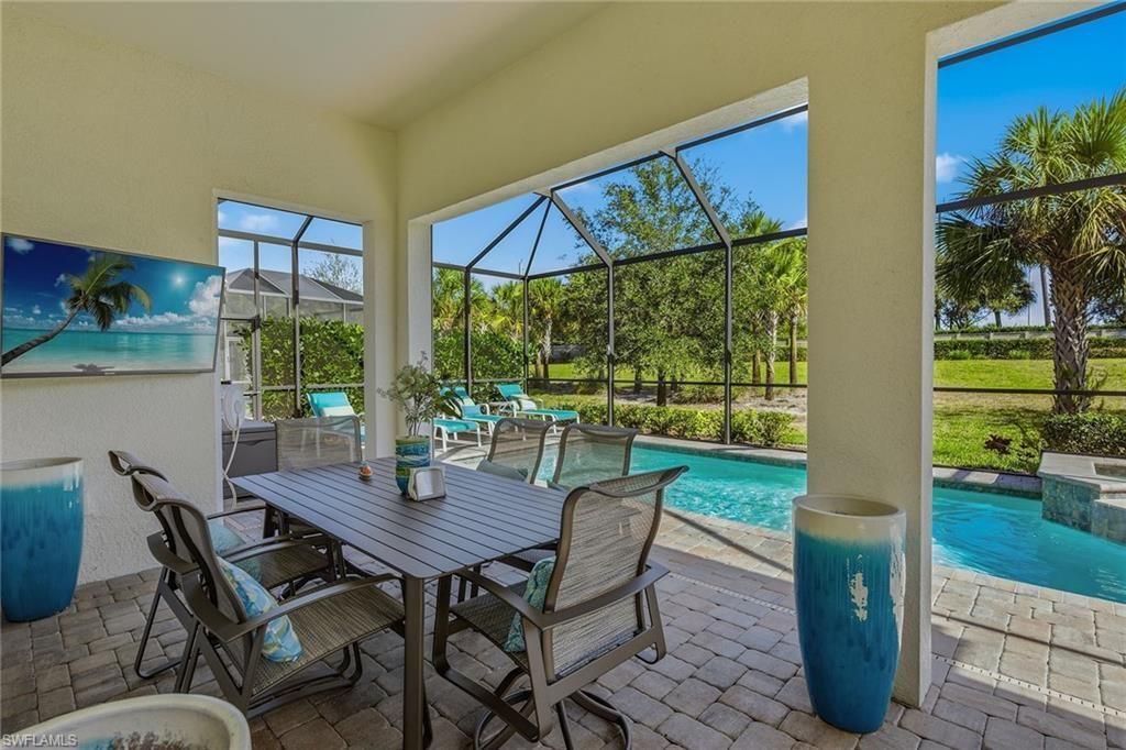 2730 Aviamar Cir, Naples, FL 34114 Photo