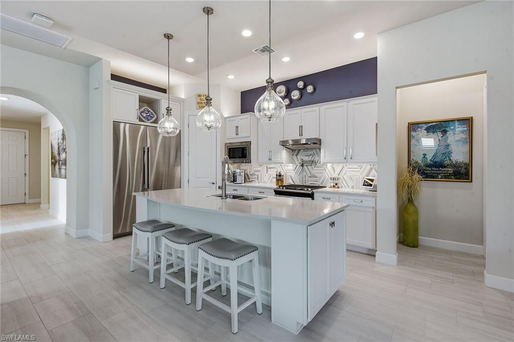 2730 Aviamar Cir, Naples, FL 34114 Photo