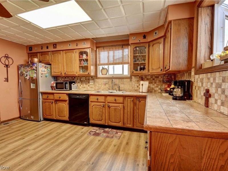 1307-1309 Main Avenue W, Massillon, OH 44647 Photo 5