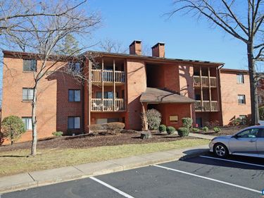 103 TURTLE CREEK RD, Unit 9, Charlottesville, VA 22901