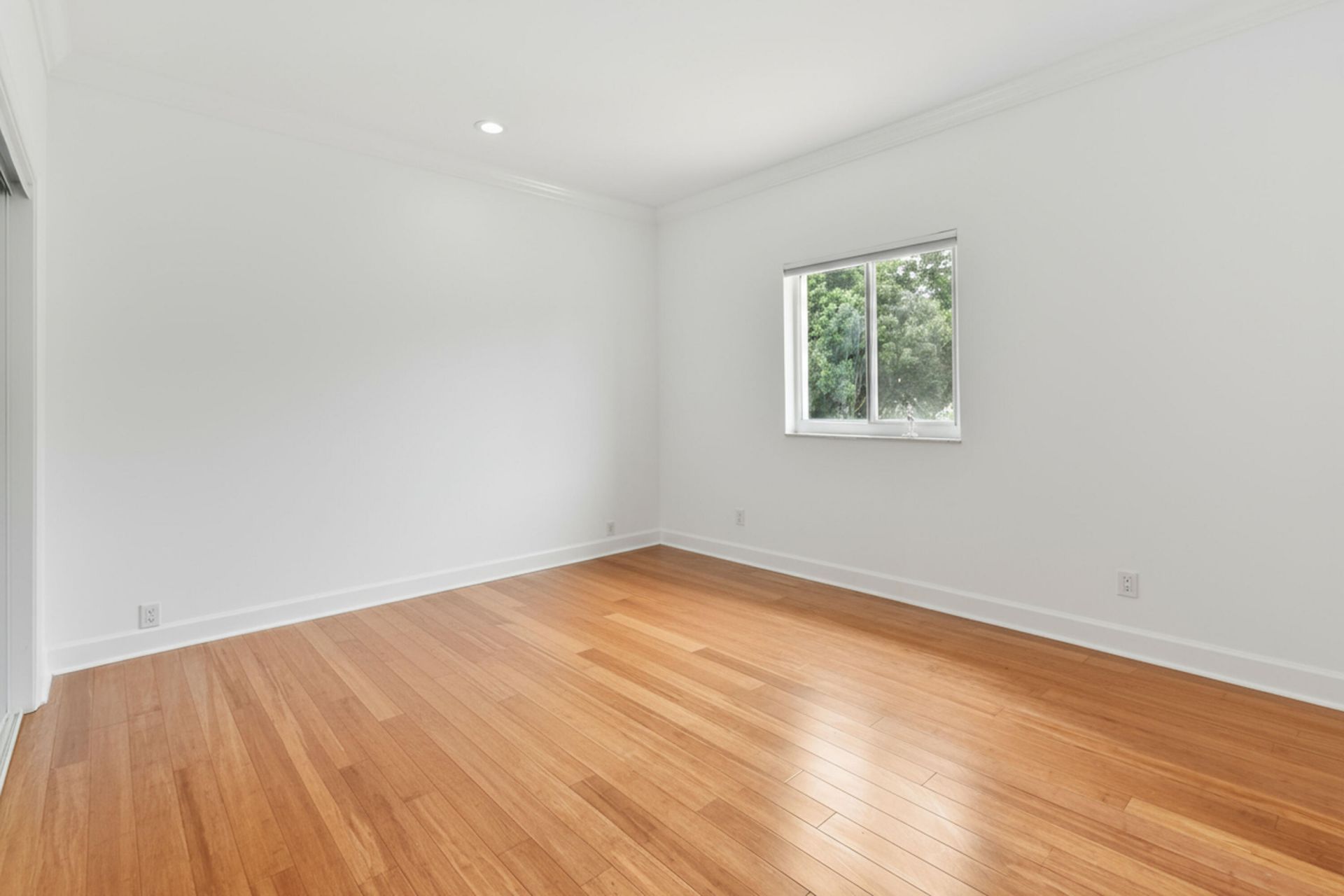 2801 Embassy Drive, West Palm Beach, FL 33401 Photo