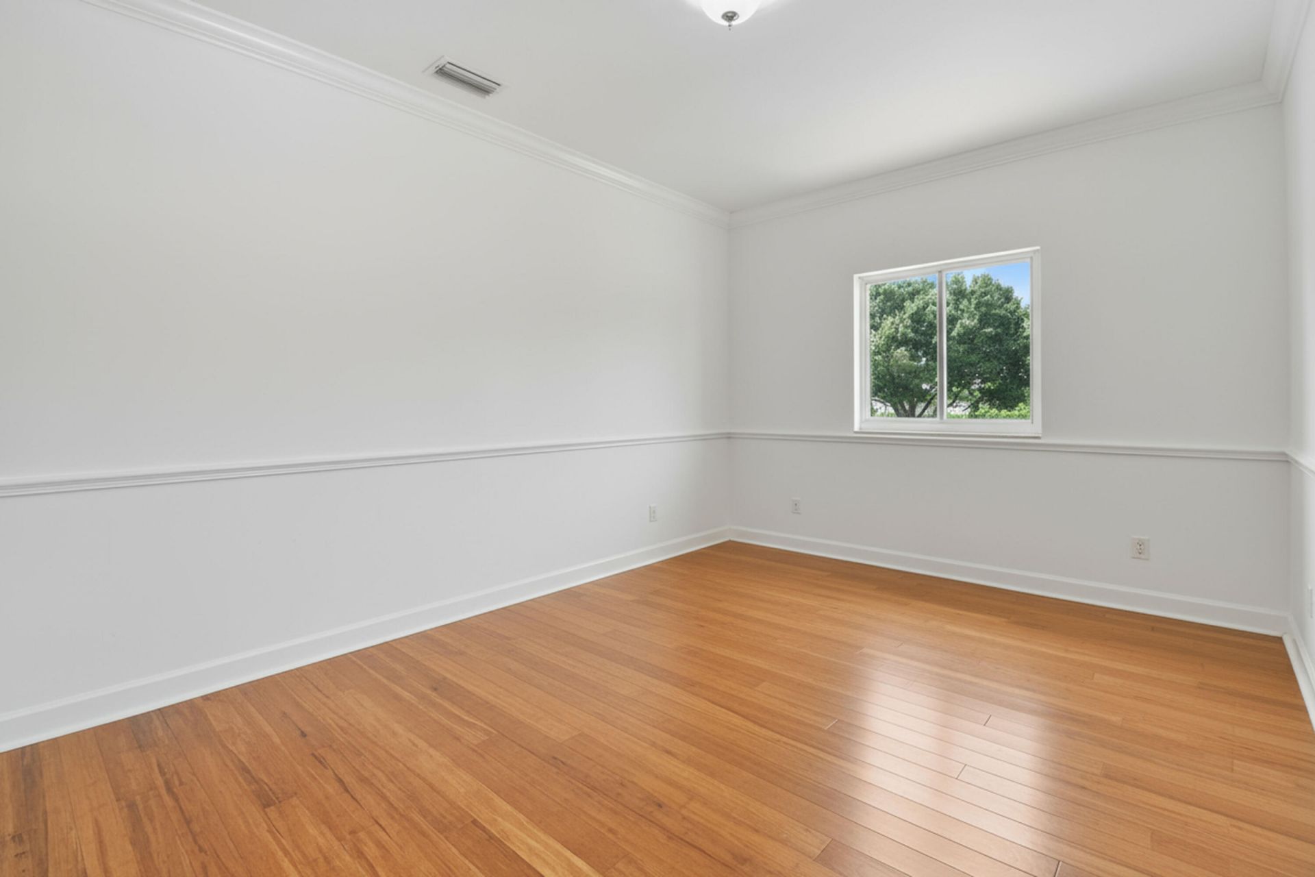 2801 Embassy Drive, West Palm Beach, FL 33401 Photo