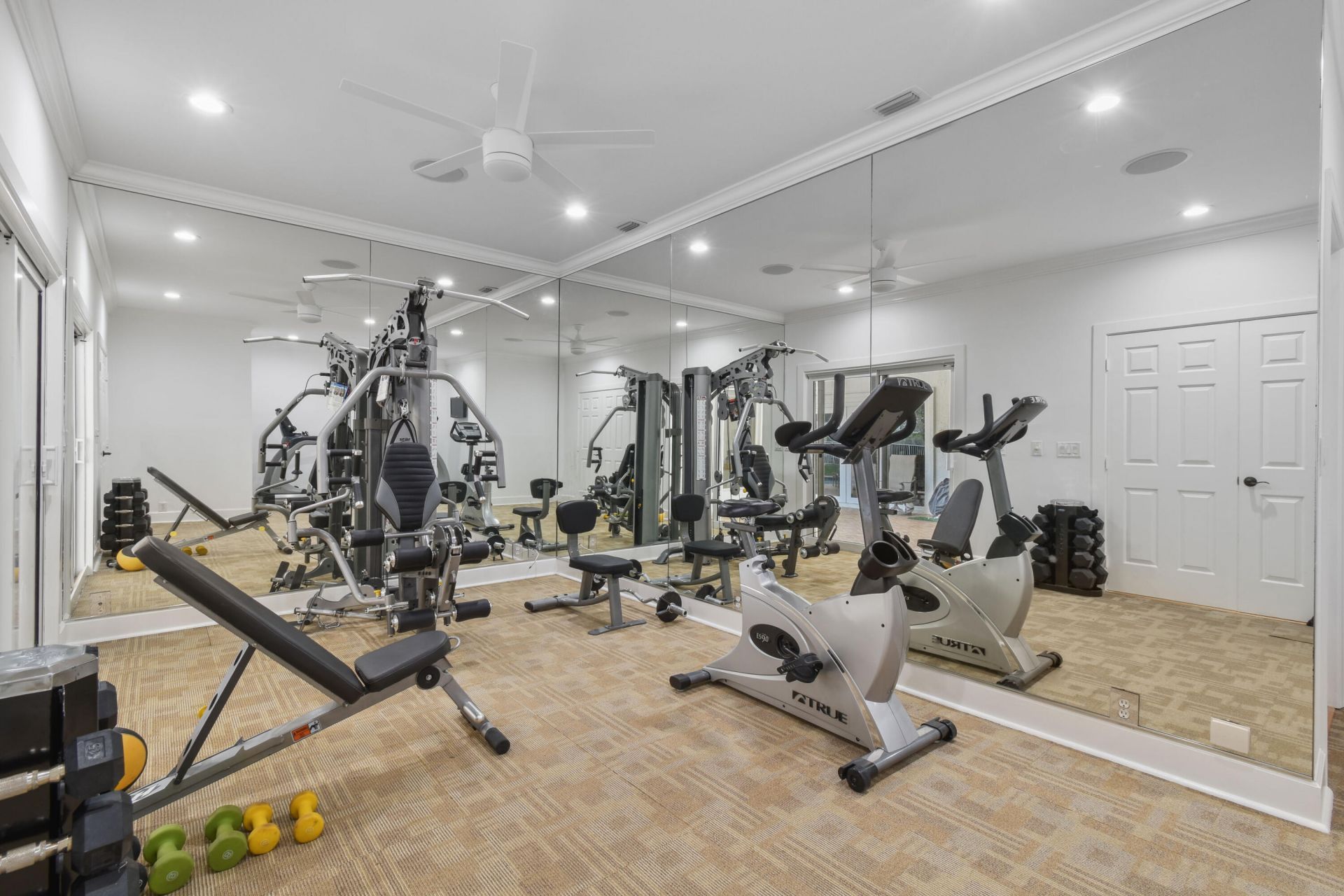 2801 Embassy Drive, West Palm Beach, FL 33401 Photo