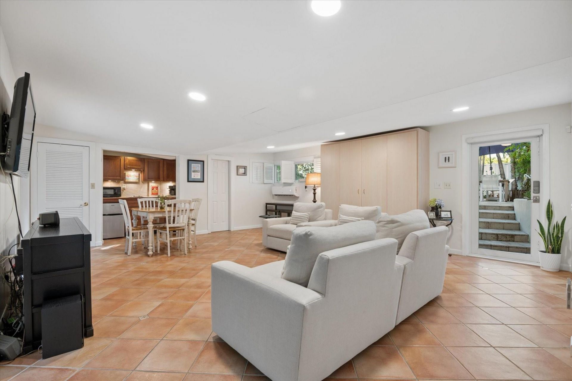 2609 NE 8th Street, Fort Lauderdale, FL 33304 Photo