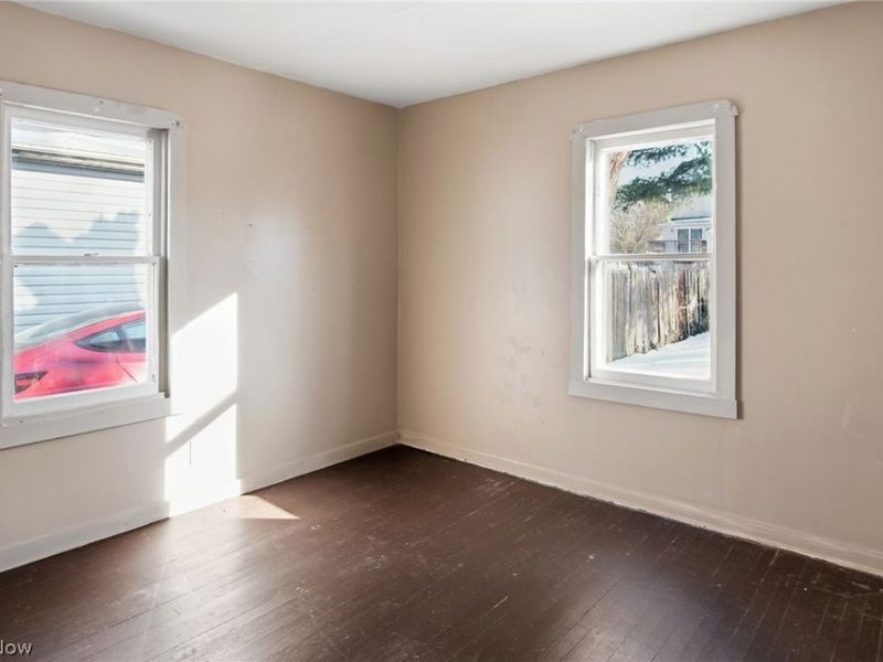 660 Hollibaugh Avenue, Akron, OH 44310 Photo 12