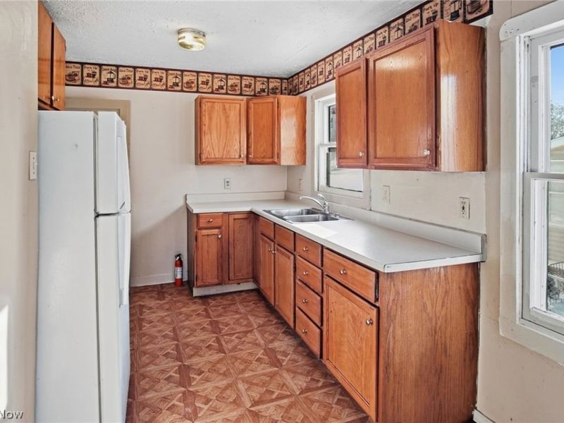 660 Hollibaugh Avenue, Akron, OH 44310 Photo 6