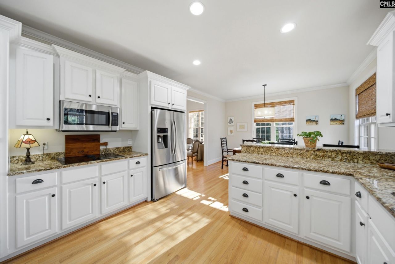 58 Silver Maple Court  Photo 10