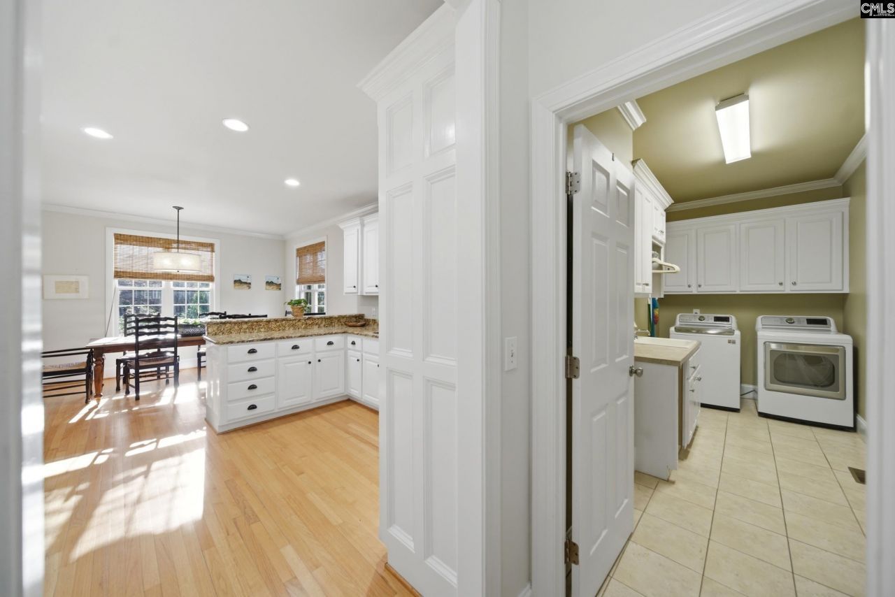 58 Silver Maple Court  Photo 11