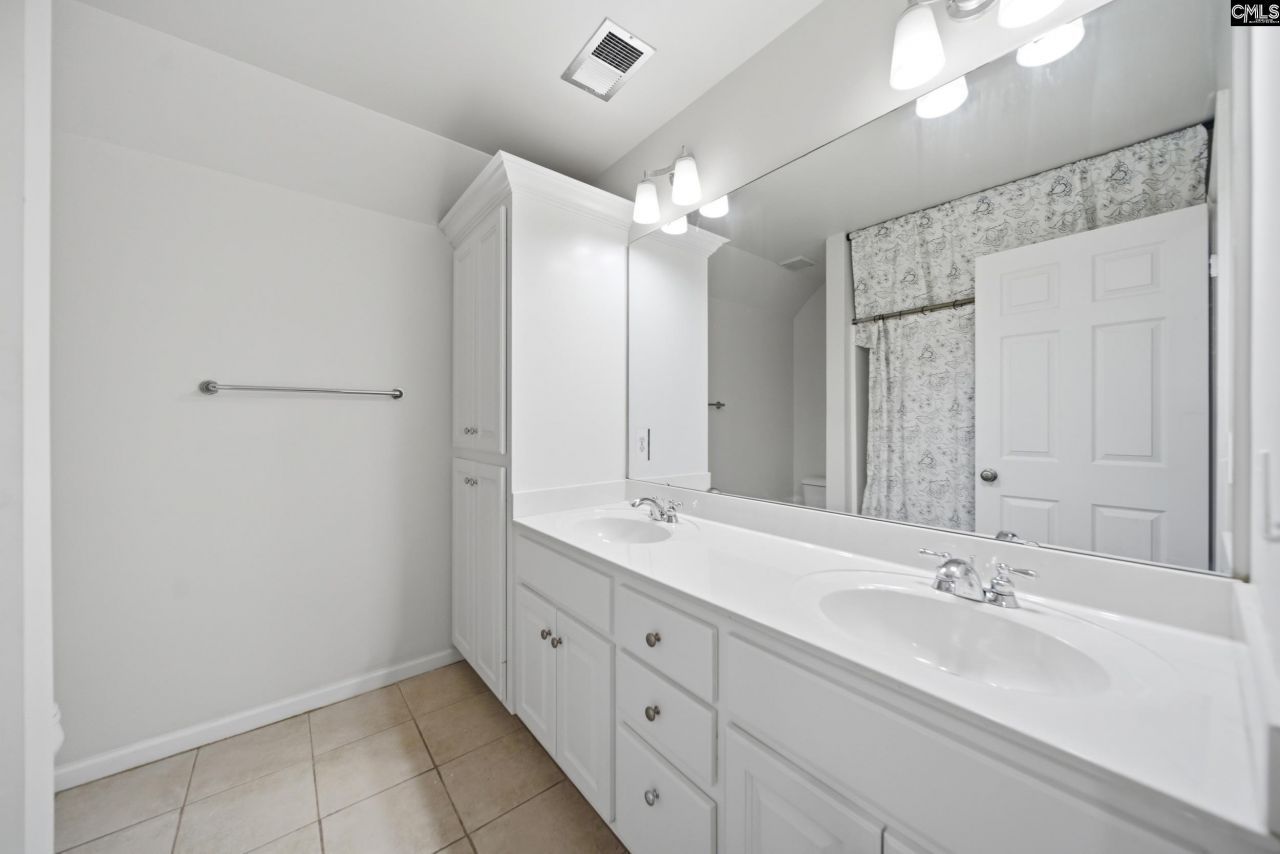 58 Silver Maple Court  Photo 21